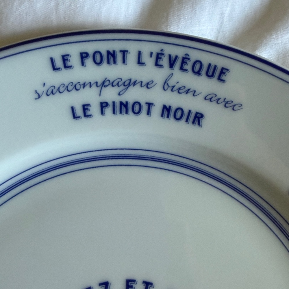 Porcelain French appetizer plates (3) - Picture 6 of 8
